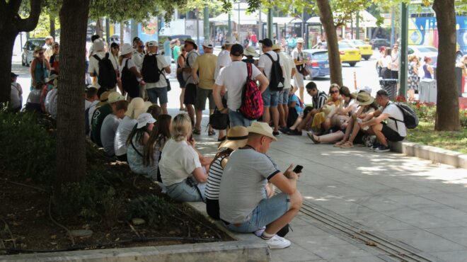 οδηγίες-του-υπουργείου-υγείας-για-θερ-562532908