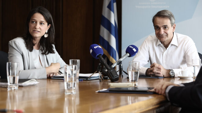 μητσοτάκης-10-000-προσλήψεις-στην-υγεία-σ-562518817