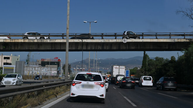 κυκλοφοριακές-ρυθμίσες-στις-λεωφόρο-562537981