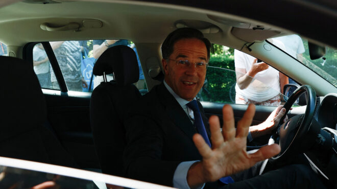 η-κατάρρευση-της-κυβέρνησης-ρούτε-γέρ-562513072