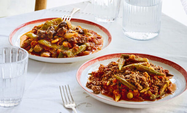 μπάμιες-με-κιμά-στην-κατσαρόλα-από-την-562546483