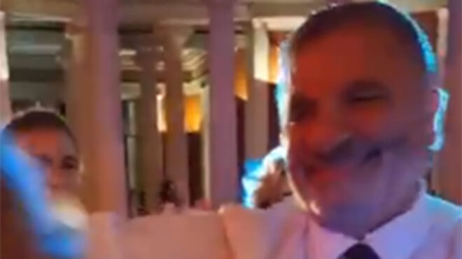 εκνευρισμός-στη-ν-δ-για-το-ζεϊμπέκικο-τ-562543765