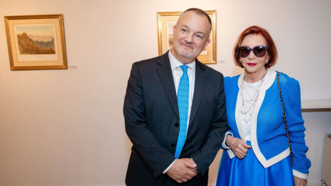 οταν-ο-βασιλιάς-κάρολος-βοήθησε-το-make-a-wish-562514854