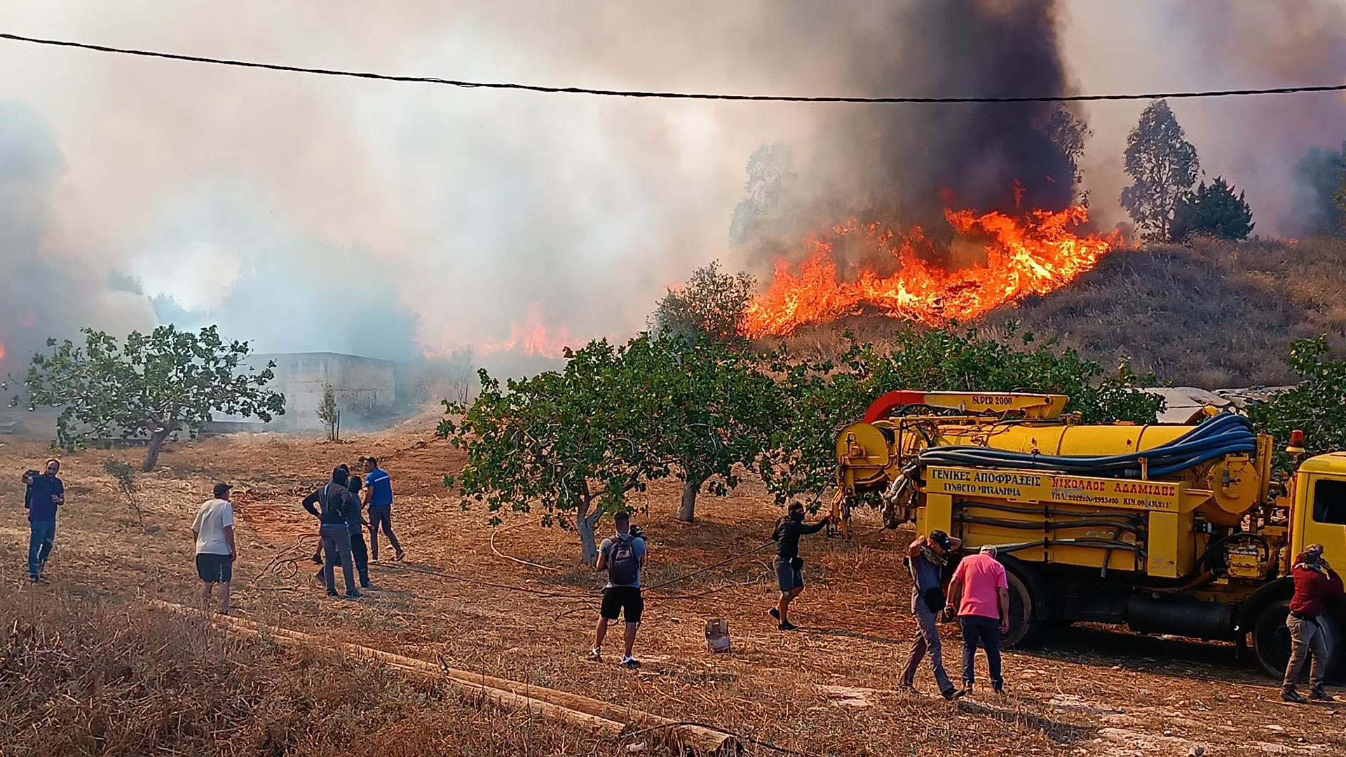 Πυρκαγιές: Στο ίδιο έργο θεατές – Καταγγελίες για καθυστερήσεις και άδειες μάνικες-3