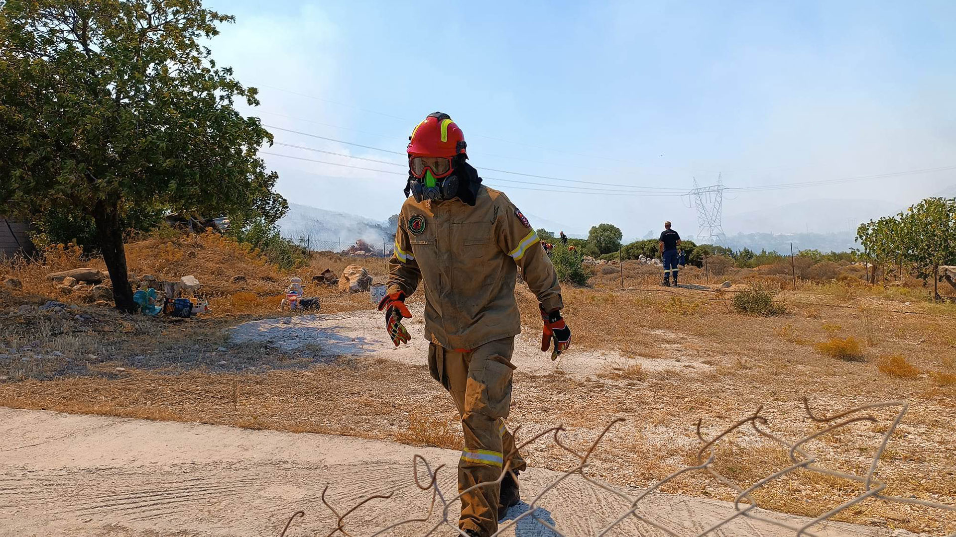 Πυρκαγιές: Στο ίδιο έργο θεατές – Καταγγελίες για καθυστερήσεις και άδειες μάνικες-1