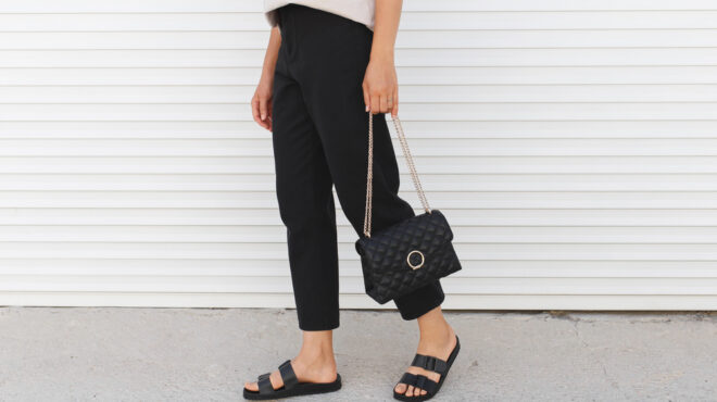 από-το-γραφείο-στην-παραλία-τα-7-φλατ-πα-562517542