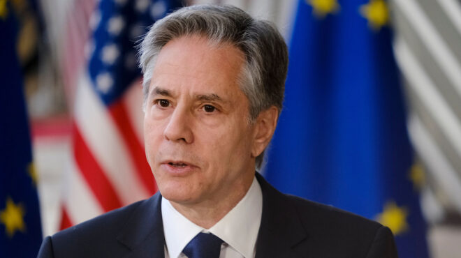 νατο-οι-ηπα-αυξάνουν-τις-πιέσεις-προς-τ-562507186