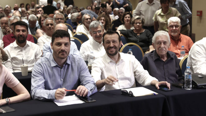 συριζα-δύο-προτάσεις-για-την-ημερομην-562523716