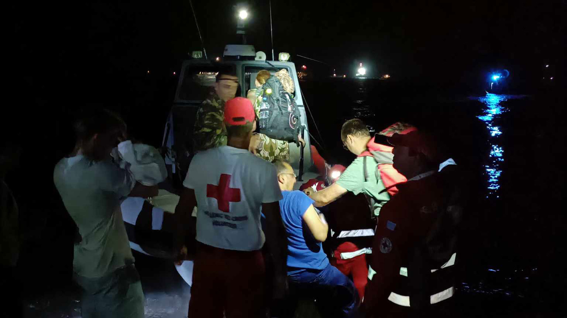 Ρόδος: Το συγκινητικό κύμα αλληλεγγύης και το «ευχαριστώ» των τουριστών-15