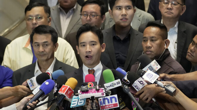 ταϊλάνδη-το-συνταγματικό-δικαστήριο-562528381