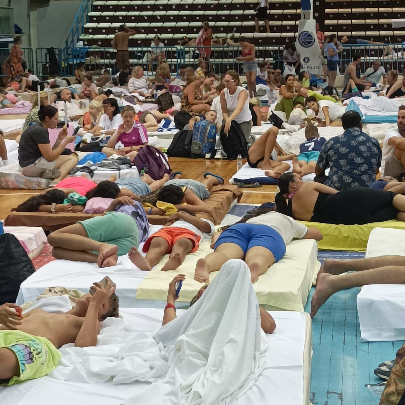 Οι Ροδίτες που άνοιξαν τα σπίτια τους για τους τουρίστες-2