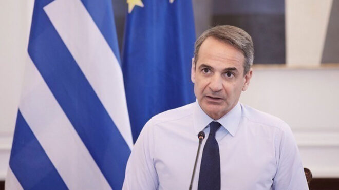 με-τον-αρχιεπίσκοπο-αμερικής-συναντή-562529146