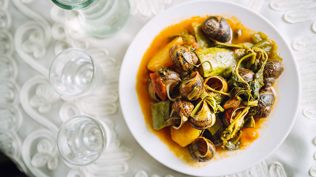 Κρητικός καφενές η βεράντα μου – Στο περιοδικό «Γαστρονόμος» αυτή την Κυριακή με την «Καθημερινή»-3