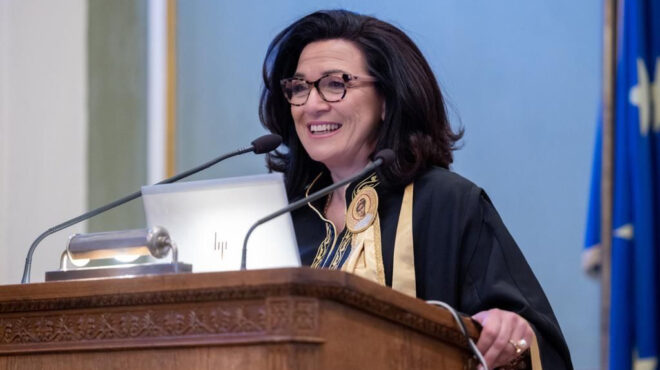 ευστρατία-ζαφειρίου-η-ζωή-σε-διαρκή-κί-562502146