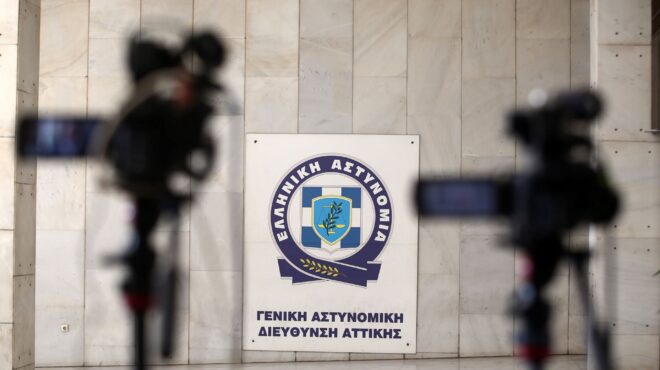 aσπρόπυργος-παραδόθηκε-ο-φερόμενος-δρ-562587733