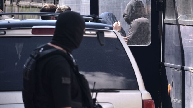 ευελπίδων-ενταση-με-οπαδούς-της-αεκ-562563772