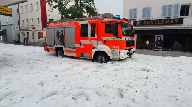 στα-λευκά-πόλη-της-γερμανίας-μετά-από-ι-562556917