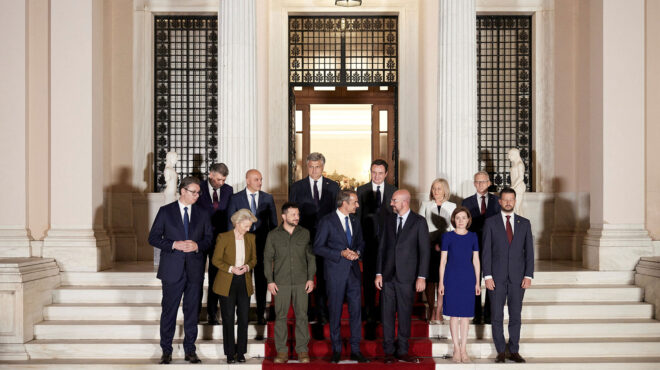 νέος-κύκλος-στήριξης-ουκρανίας-από-ελ-562575847