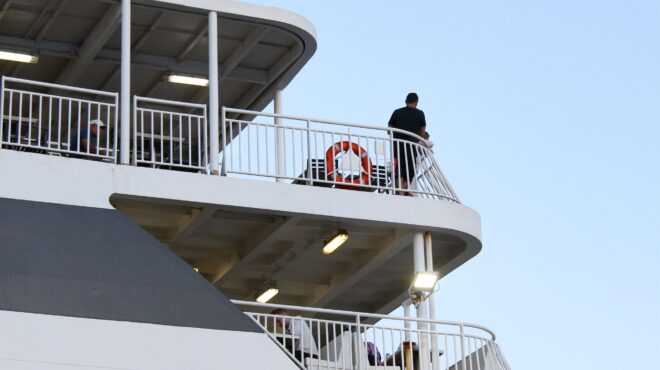 εντός-και-εκτός-μήπως-ήρθε-η-ώρα-για-δι-562564339