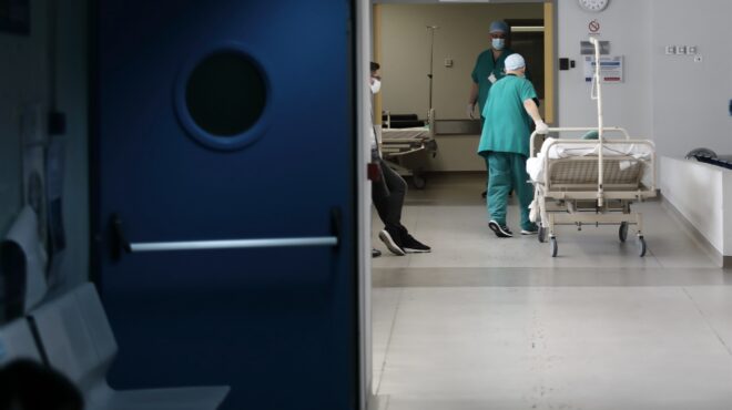 κορωνοϊός-εσωσαν-ζωές-τα-αντιιικά-φάρ-562575991