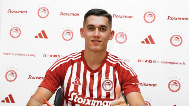 ολυμπιακός-κόκκινος-και-με-τη-βούλα-ο-α-562553578