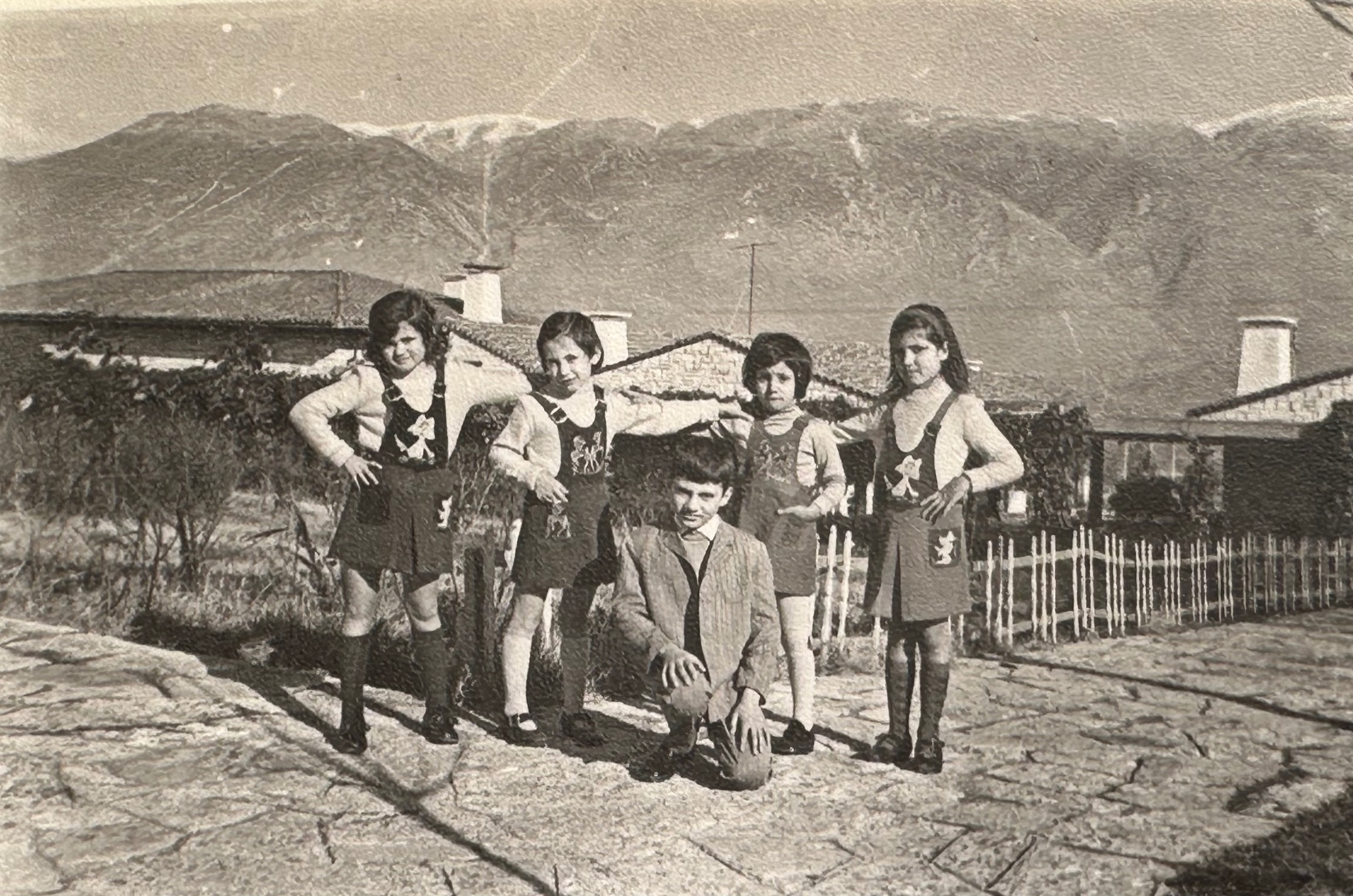 Περίμενες το επισκεπτήριο για να δεις τους γονείς σου-1