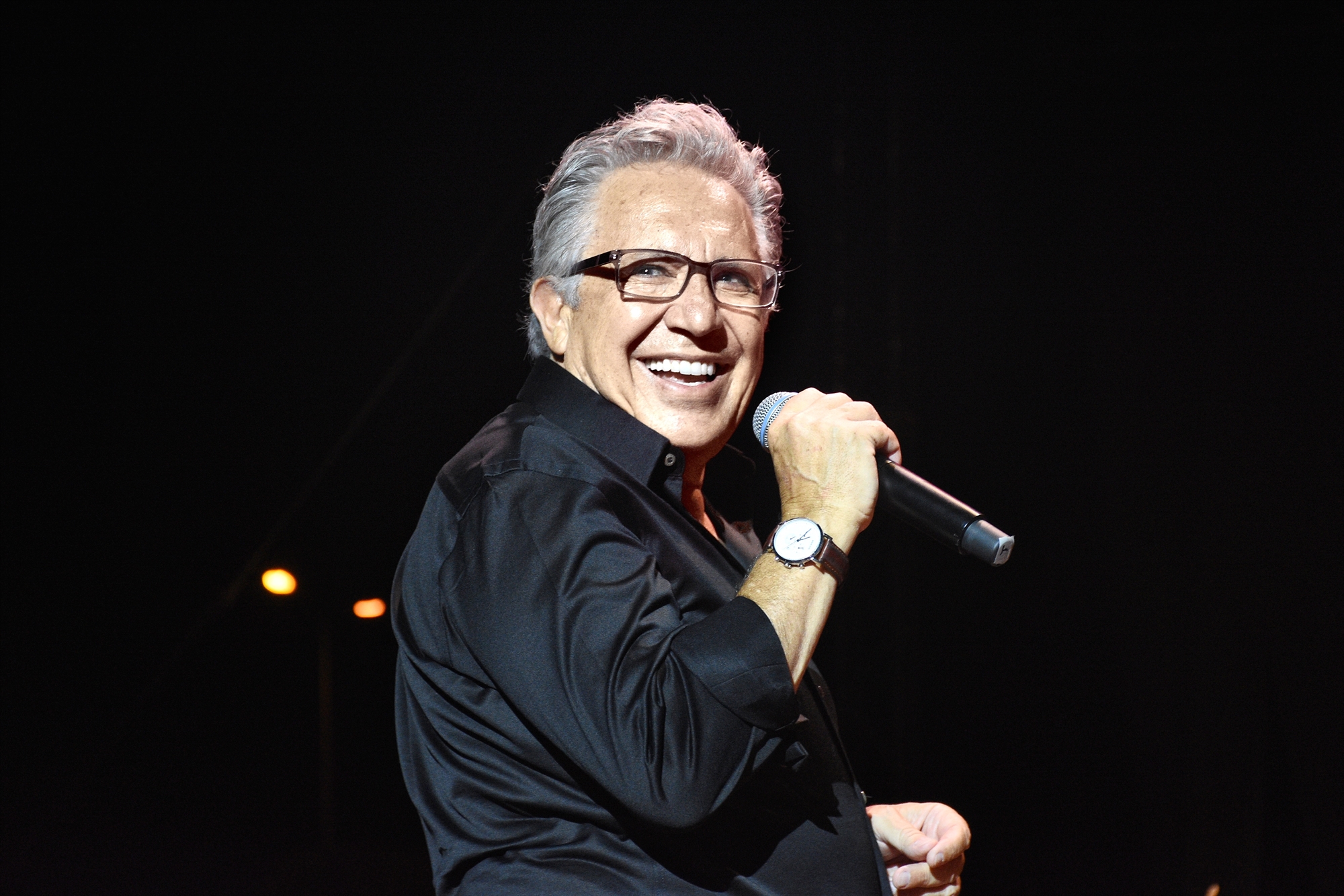 Το τραγούδι ενώνει τους ανθρώπους-1