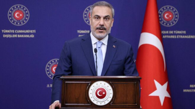 τουρκία-επίσκεψη-του-υπεξ-χακάν-φιντά-562577095