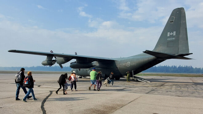 καναδάς-συνεχίζονται-οι-εκκενώσεις-α-562569070