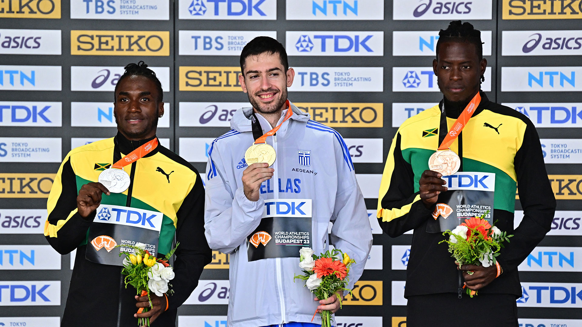 Τεντόγλου: Αποθεώθηκε στην απονομή του χρυσού μεταλλίου-1