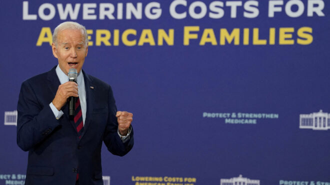 ο-μπάιντεν-ανακοινώνει-μειώσεις-στα-φ-562588552