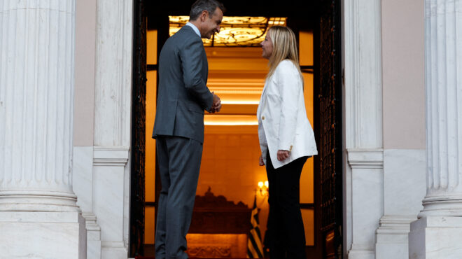 συνάντηση-του-κυριάκου-μητσοτάκη-με-τ-562592341