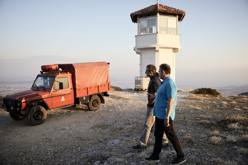 Πυρκαγιά στην Πάρνηθα: Επί τόπου Μητσοτάκης-Κικίλιας-2