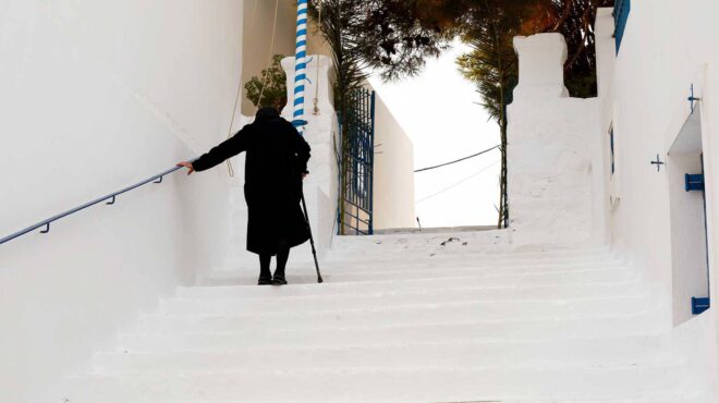 απέραντο-γαλάζιο-καλοκαίρι-στα-καφεν-562574986