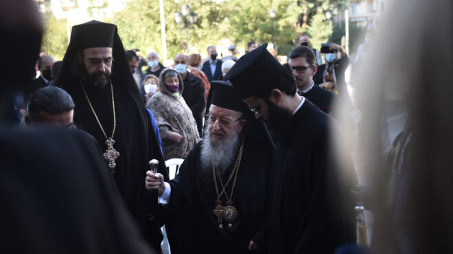 μητροπολίτης-ανθιμος-η-παλιά-βεντέτ-562565875