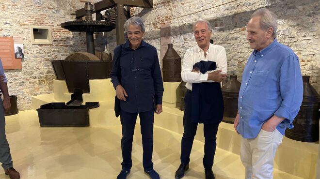 συναυλία-νταλάρα-στα-εγκαίνια-του-απο-562547731