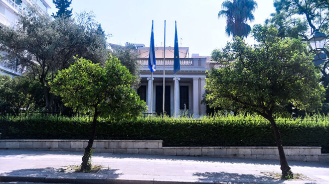 θεωρείο-σαφές-μήνυμα-από-μαξίμου-562563496