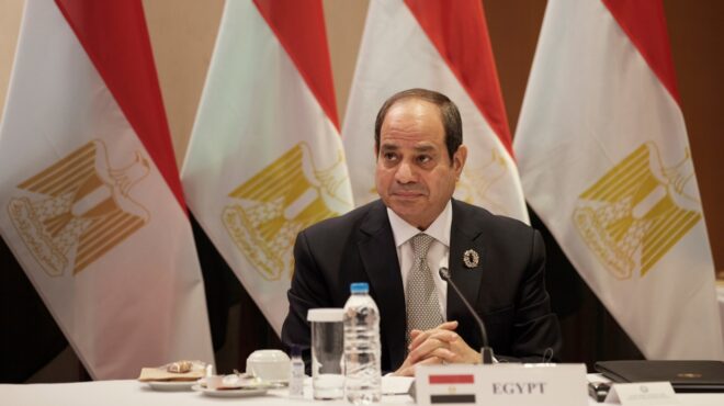 αίγυπτος-ο-πρόεδρος-σίσι-απένειμε-χάρ-562574320