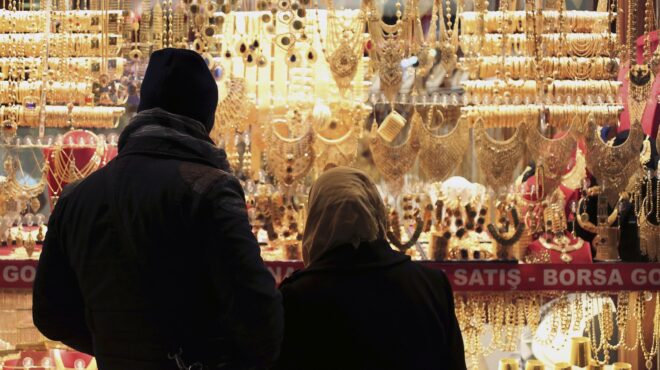 τουρκία-νέο-άλμα-στο-εμπορικό-έλλειμμ-562558294