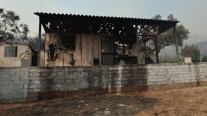 πυρκαγιές-112-κόκκινα-κτίρια-σε-αττικ-562549501