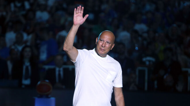 νίκος-γκάλης-αποθέωση-για-τον-κορυφαί-562554421