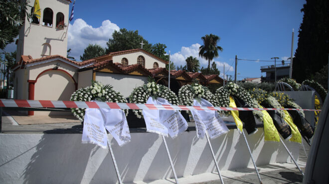 τελευταίο-αντίο-στον-μιχάλη-πλήθος-562564018