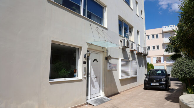 χανιά-υπέγραψα-έγγραφα-σε-γλώσσα-που-562569316