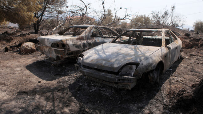 πυρκαγιές-σε-ύφεση-τα-μέτωπα-σε-αττική-562581253