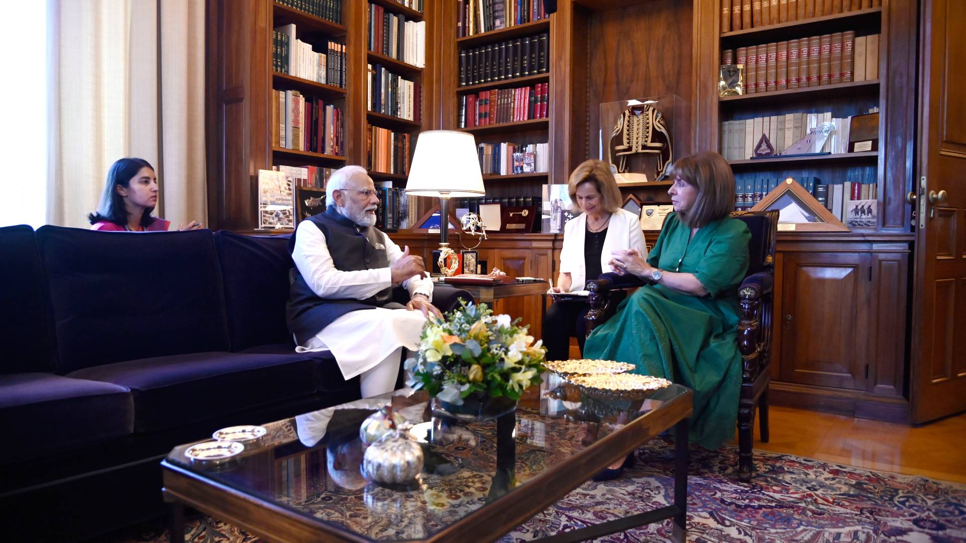 Ν. Μόντι: Σε εξέλιξη η συνάντηση με Μητσοτάκη στο Μαξίμου-1