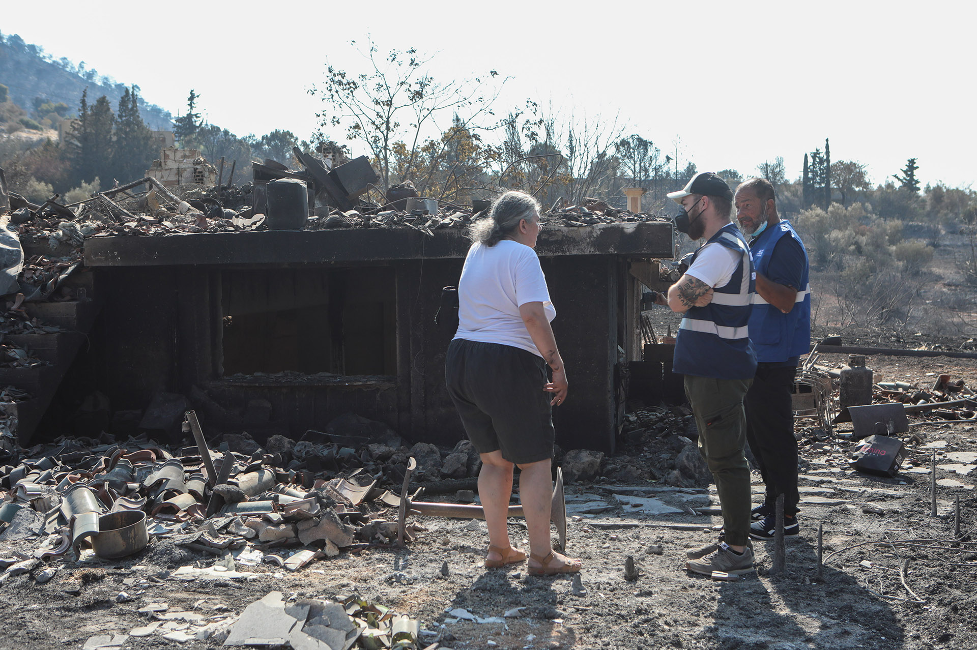 Οδοιπορικό της «Κ» στην Πάρνηθα: Πόνος για την καταστροφή αλλά και πίστη για μια νέα αρχή-6