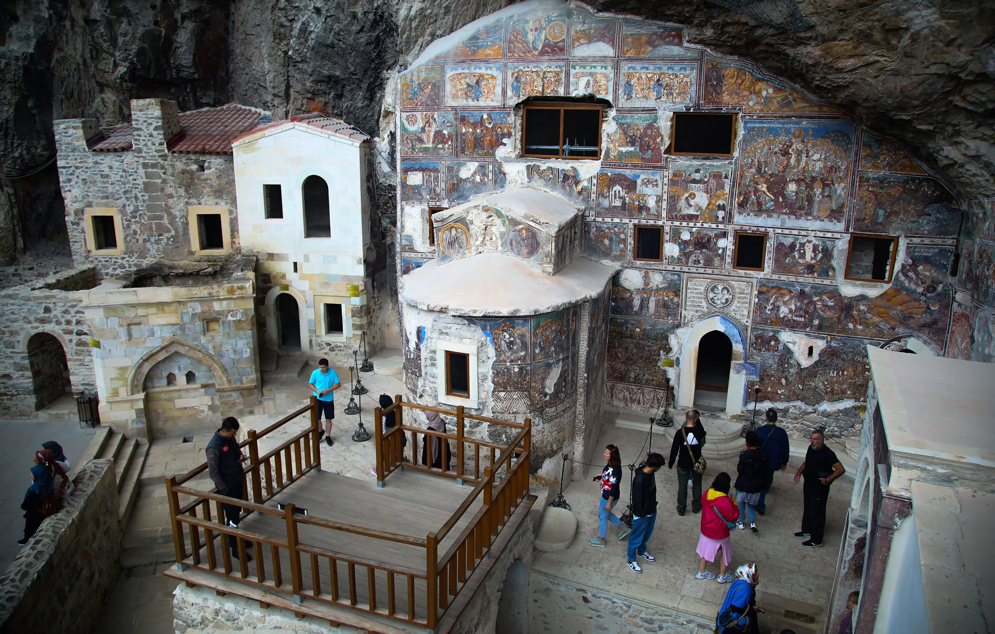 Η ανηφορική επιστροφή στην Παναγία Σουμελά-2