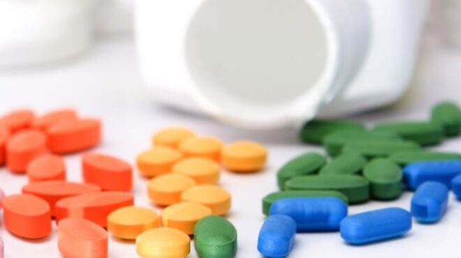 φαρμακοβιομηχανίες-σε-τροχιά-υλοποί-562553635