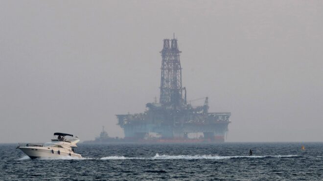 στα-βαθιά-νερά-της-ανατολικής-μεσογεί-562565497