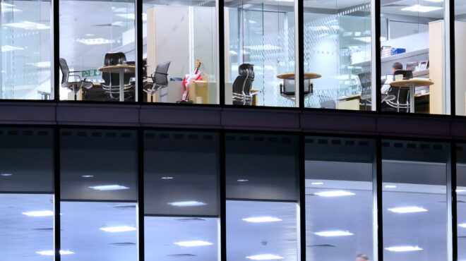 αυξήσεις-μισθών-σχεδιάζουν-οι-εταιρε-562564678